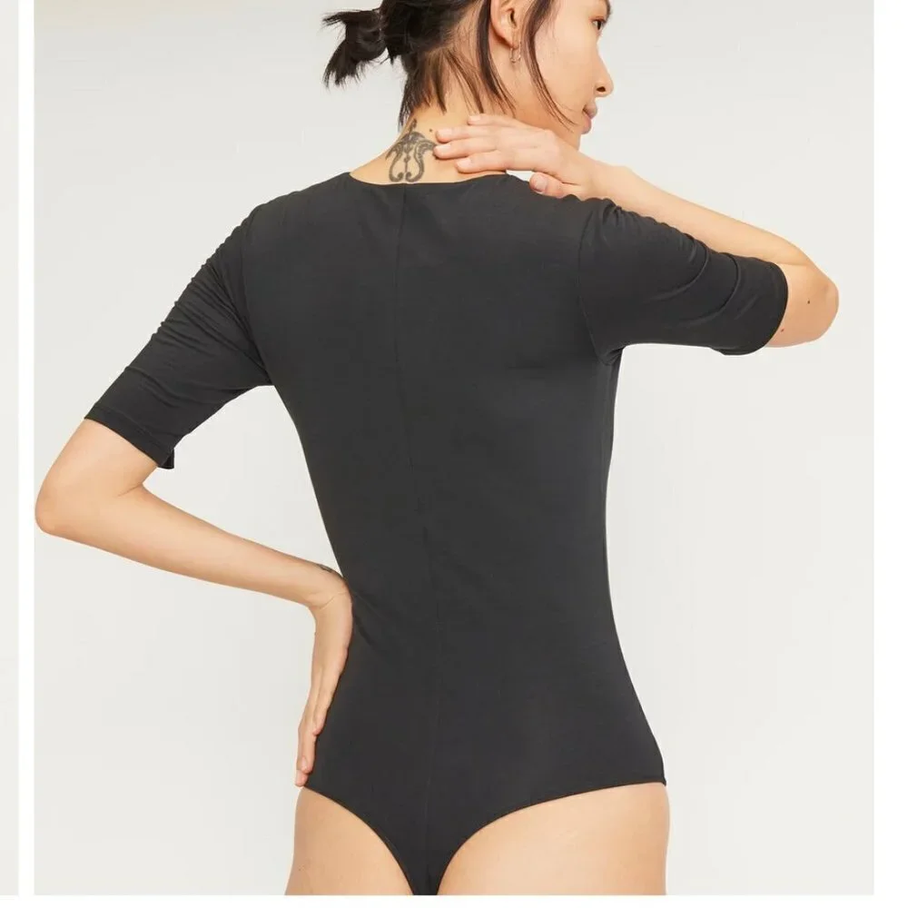 Everlane | The Short-Sleeve Crew Neck Bodysuit | Thong Back | - Picture 3 of 7